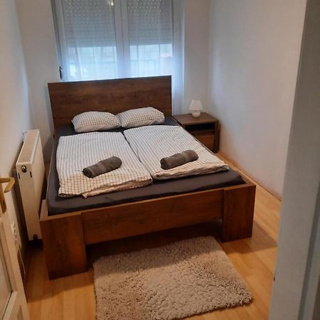 Kiskucko Apartman Hajduszoboszlo Bagian luar foto