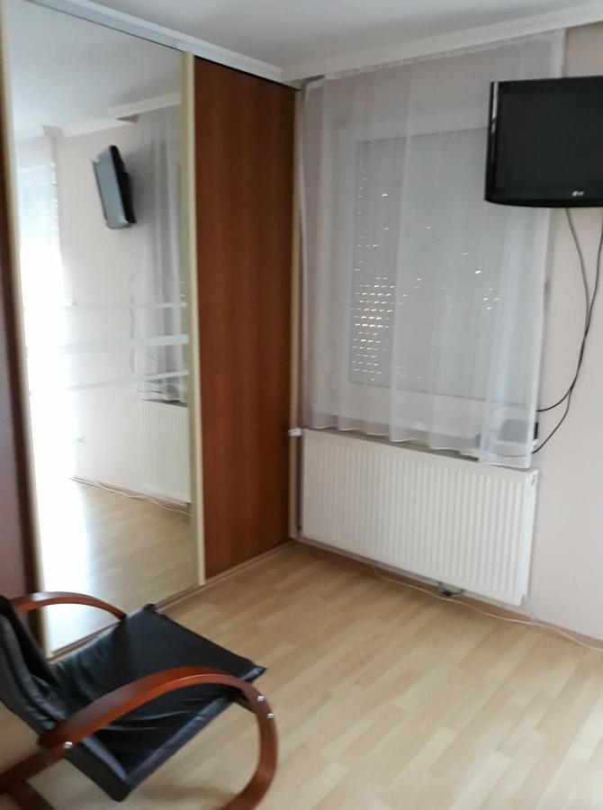 Kiskucko Apartman Hajduszoboszlo Bagian luar foto